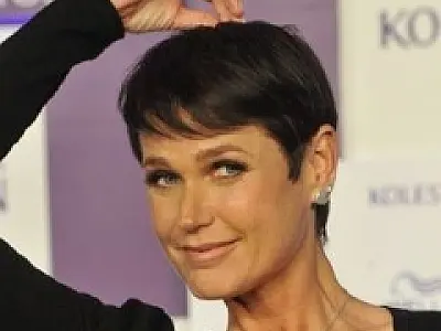 Xuxa deixa de ser loira, por R$ 2 milhões