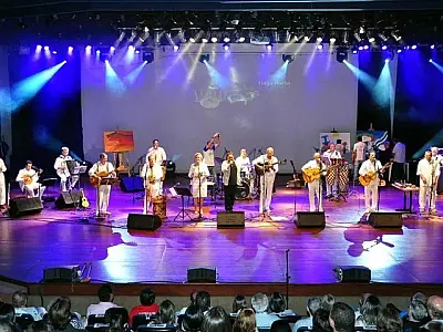 Show do Grupo Acaba, Bon Odori, Feira do Bosque e Encontro de Música Clássica
