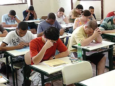 MEC decide por apenas um Enem neste ano; Prova em novembro