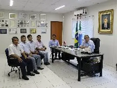 Secretário recebe visita dos representantes da CAMVA de Terenos‏