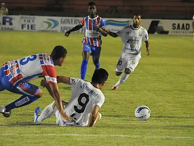 Ubiratan vence e dispara na liderança do Estadual