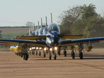 Esquadrilha da Fumaça se apresenta neste sábado