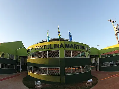 Construída do “zero”, escola vai atender 1,5 mil alunos das redes estadual e municipal em Itaquiraí