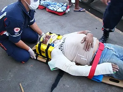 Homem despenca de três metros de altura em Três Lagoas