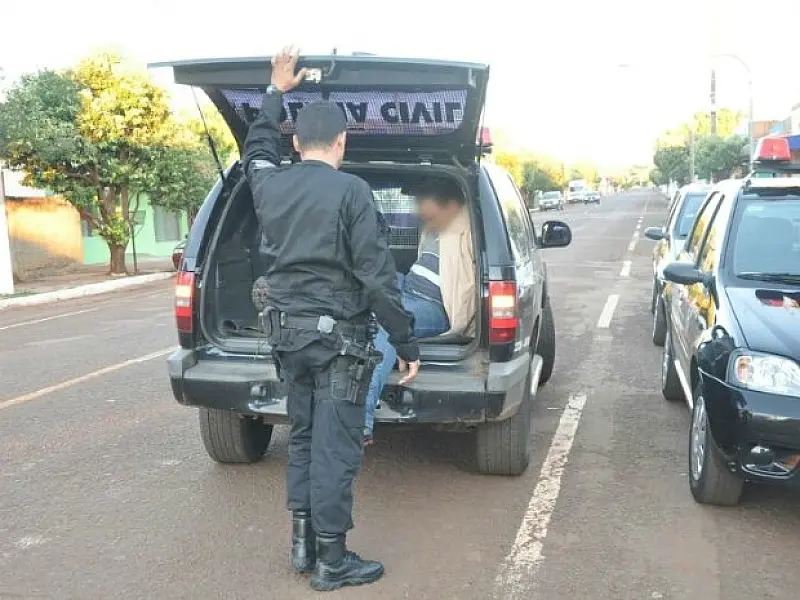 Corregedoria do Detran prende três pessoas em Terenos