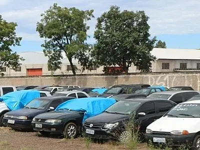 Leilão do Tribunal de Justiça oferece sucatas com lances a partir de R$ 50