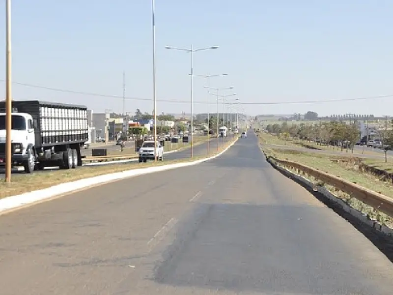 MS-306: operação tapa buracos garante mais segurança aos motoristas que trafegam pela rodovia estadual