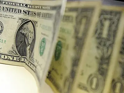 Gastos em viagens internacionais voltam a crescer em agosto, diz Banco Central