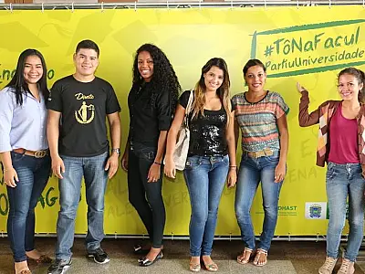 Governo do Estado convoca habilitados do Vale Universidade para assinatura de termos