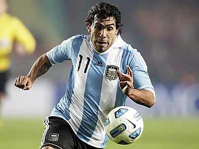 'Melhor o Corinthians', diz Tevez após empate da Argentina