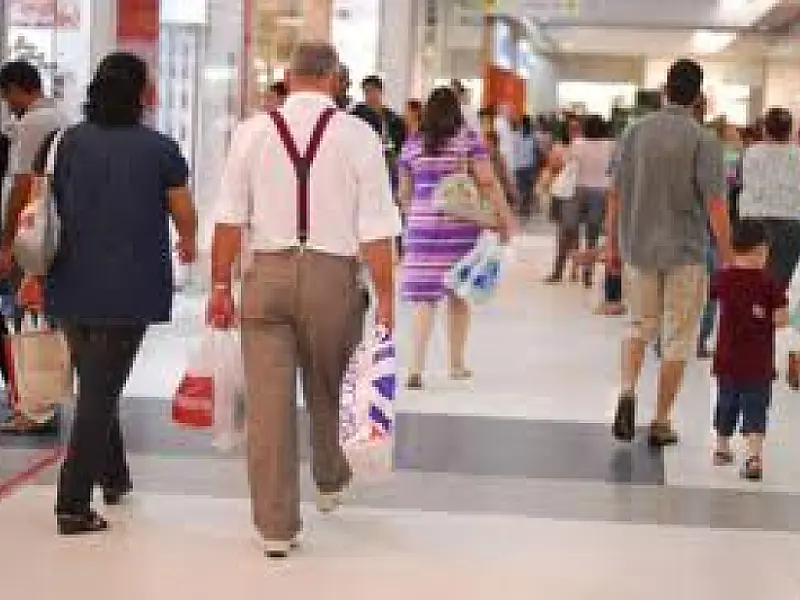 Fecomércio aponta que 89% dos consumidores vão às compras neste final de ano