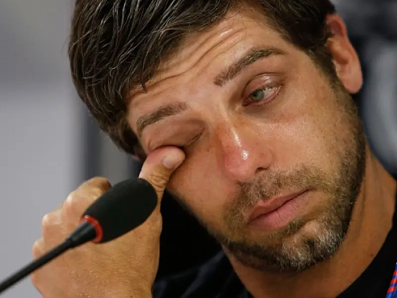 Juninho Pernambucano oficializa aposentadoria