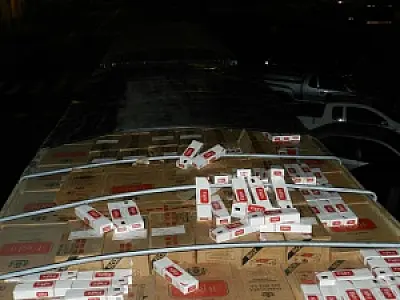Caminhão é apreendido carregado com 1.500 caixas de cigarros