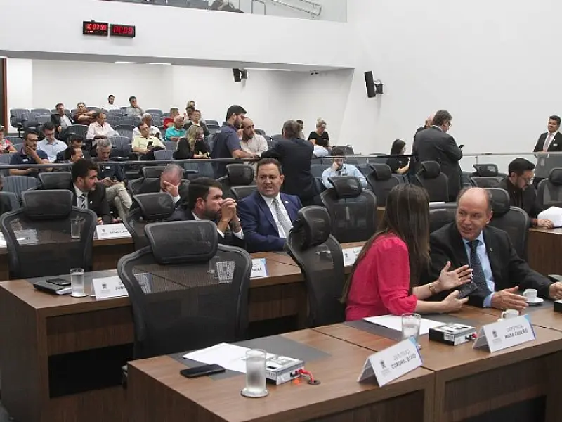 Deputados devem votar quatro projetos na sessão plenária desta quarta-feira