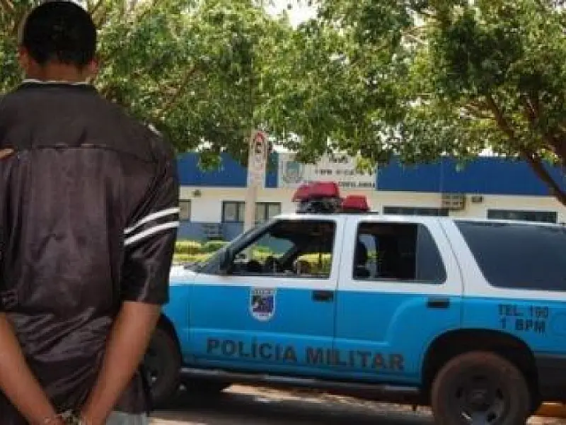 Escola em Sidrolândia foi alvo de ataque com bomba caseira