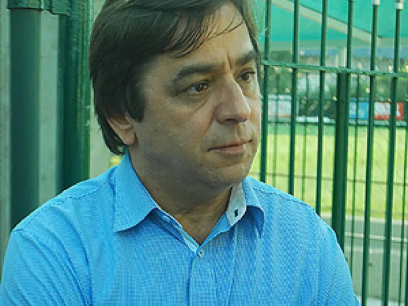 Para vencer Timão e São Paulo, presidente oferece bixo dobrado