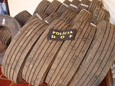 DOF apreende pneus novos contrabandeados do Paraguai