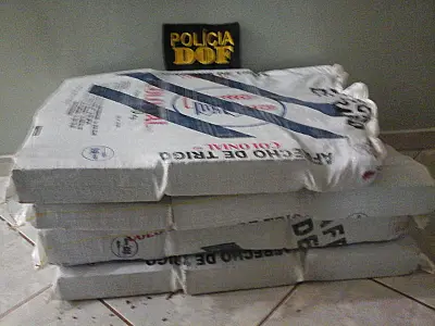 Polícia apreende maconha em veículo na região de Eldorado