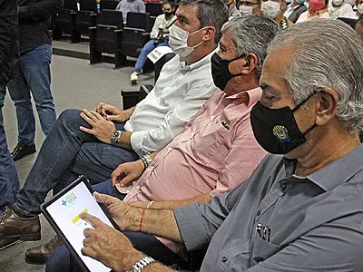 Governador entrega Tabletes e Veículos para Programa MAIS SOCIAL da SEDHAST
