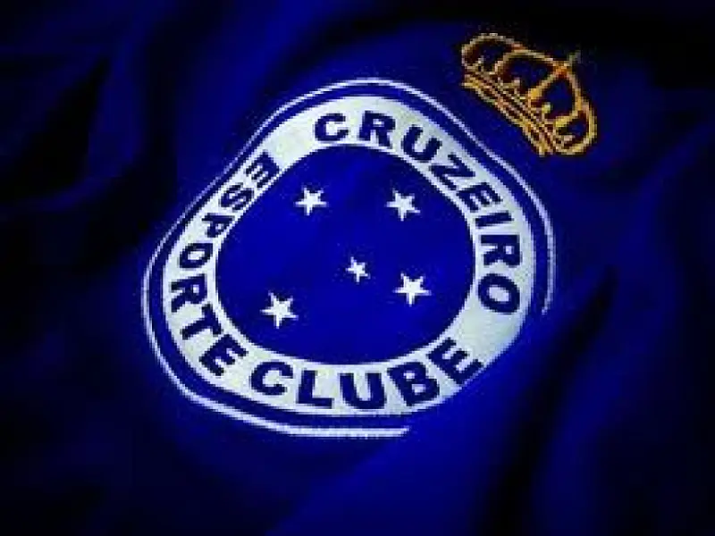 Cruzeiro vence e segue na disputa pela libertadores