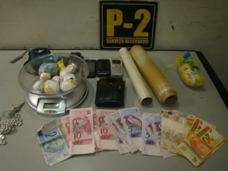 PM prende traficante que mantinha “disk drogas” em Dourados