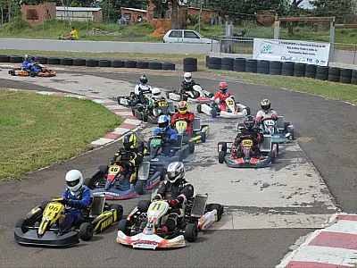 Muita disputa na 1ª etapa do Estadual de Kart na Capital