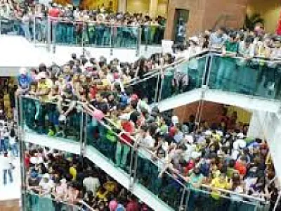 Opinião de internautas ainda é dividida em relação à proibição do “rolezinho”