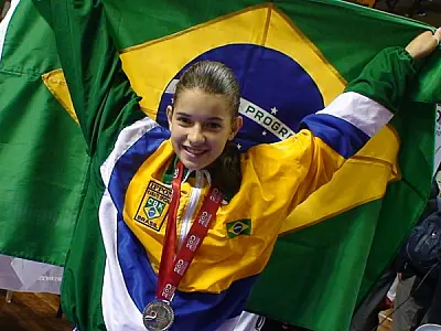 Onze atletas de MS disputam Brasileiro de Karatê