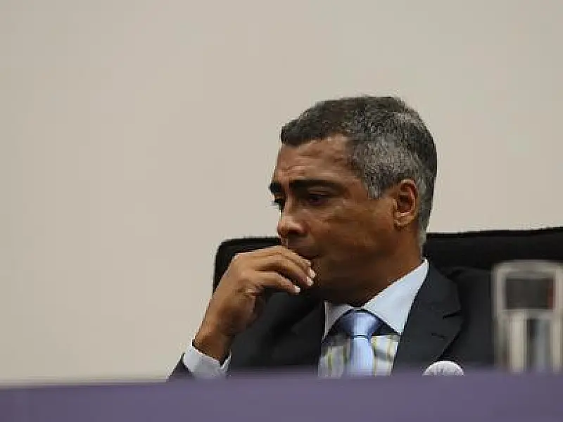 Romário diz que Marin chamou presidente da Câmara para chefiar delegação da Seleção