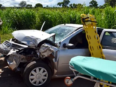 Idoso fica ferido em acidente na BR-163