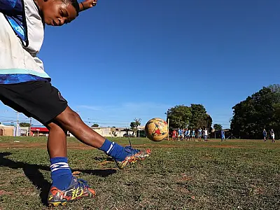 Com apoio do Governo, projeto de três gerações representa "asas do futuro" para milhares de crianças
