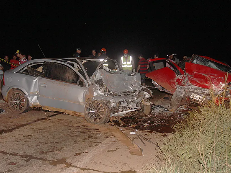 Duas pessoas morrem em grave acidente na MS-306 nesse domingo