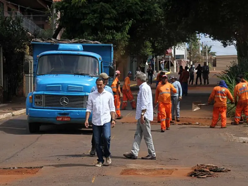 Prefeito vai a Brasília para destravar recursos e garantir retomada de obras