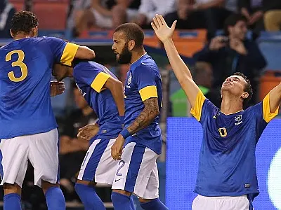 Brasil derrota Suécia e reduz pressão sobre Mano