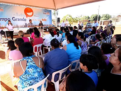 Prefeito assina ordem de serviço de Ceinf no JD Centenário e UBSF no Aero Rancho