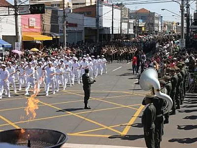 Tradicional desfile de 7 de Setembro deverá reunir mais de 15 mil pessoas no domingo