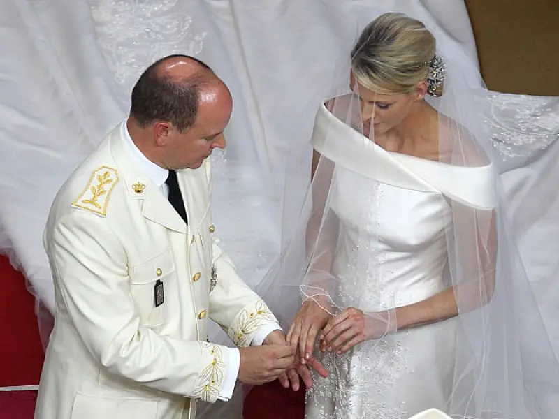 Príncipe Albert II se casa em Mônaco