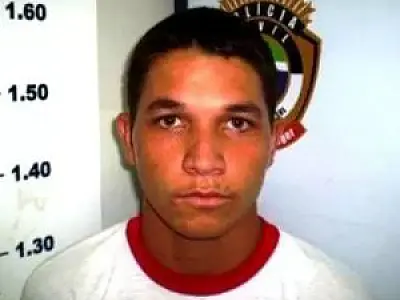 Homem morre em hospital após ser baleado com nove tiros