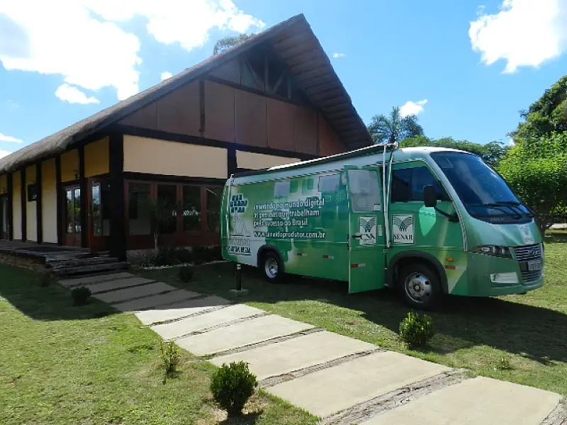 Senar-MS promove inclusão digital no campo