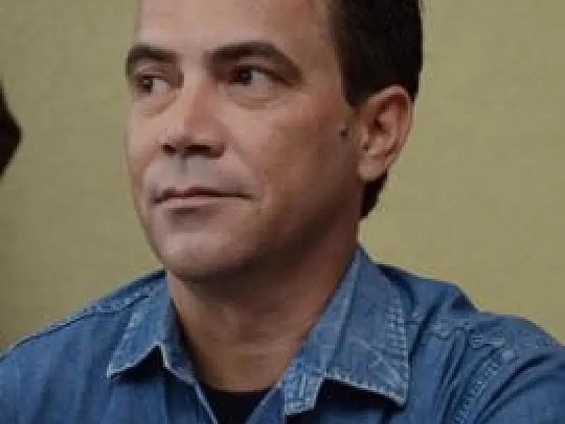 Confira a entrevista com o candidato Sidney Melo