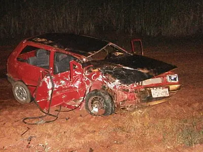 Colisão entre dois veículos deixa condutor em estado grave na MS-276