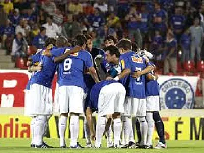 Cruzeiro enfrenta San Lorenzo pela Libertadores nesta quarta