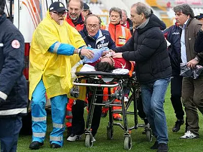 Jogador de futebol morre durante partida