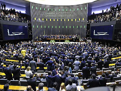 Reformas da Previdência e trabalhista devem movimentar a Câmara nesta semana