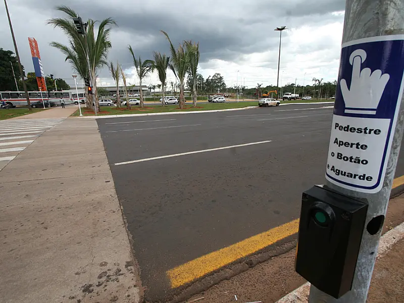 Sistema de botoeira com orientação sonora começa a ser implantado na Capital