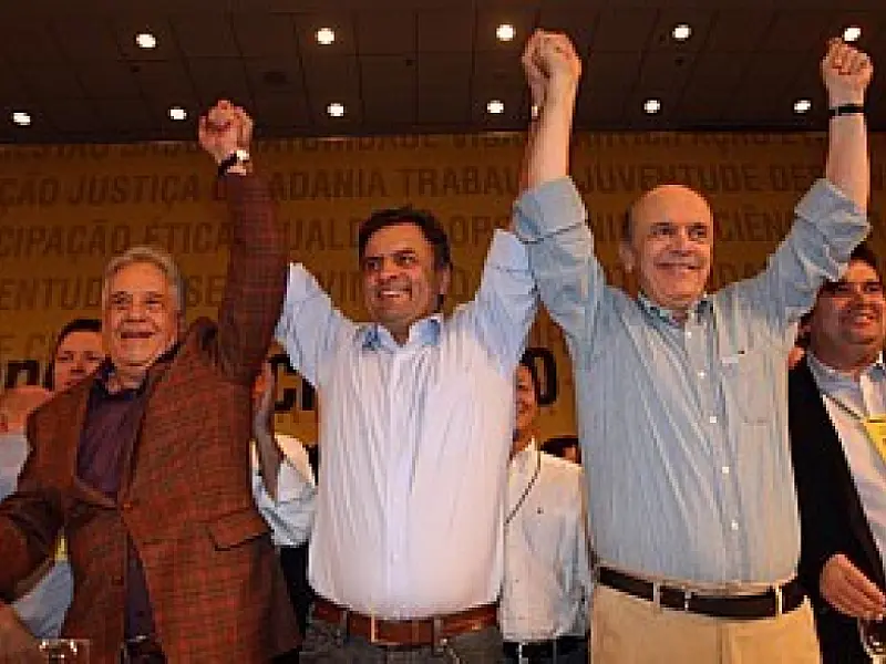 Grupo de Aécio vence Serra e passa a comandar PSDB