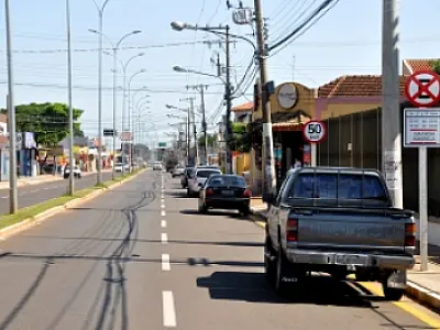Ação educativa para estacionamento na Júlio de Castilho segue até dia 19