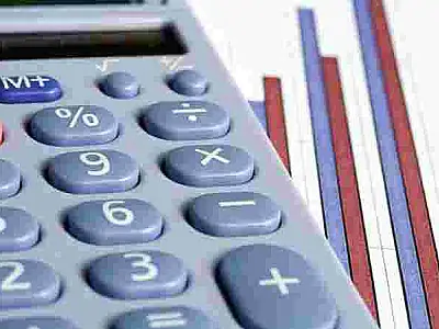 Após forte aumento em março, falências requeridas recuam em abril
