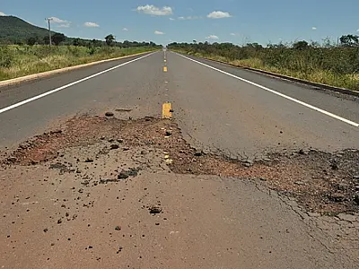 Recém inaugurada, BR-359 já necessita de manutenção