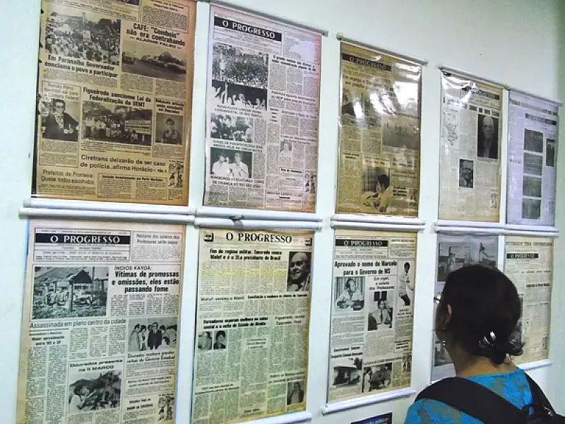 Exposição com capas históricas do jornal O Progresso chega à Universidade da Capital